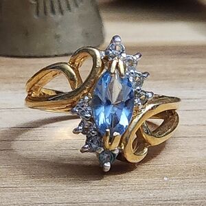 Vintage 10k Blue Topaz Diamond Gold Ring